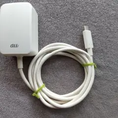 au Type-C 共通 AC アダプター01 充電器