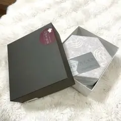 【新品未開封】山田平安堂　漆器　亀甲型 六角形重箱 赤金模様