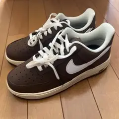 Nike Air Force 1 ブラウン スニーカー