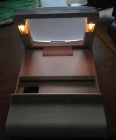 Item thumbnail for item 29943016-8218-47be-a20d-58172608b787