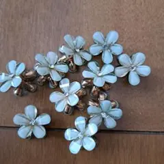 未使用　花型ヘアクリップ ペパーミントグリーン
