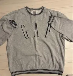GAP グレー ロゴ スウェット