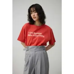 AZUL by moussy 英字ロゴプリントＴシャツ