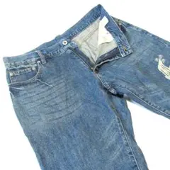 Item thumbnail for item dd3f562d-9dff-4004-a696-2e589d8048bc