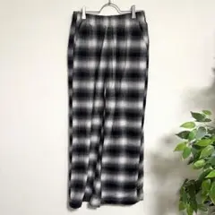 【ユニクロ　UNIQLO】フランネルパンツ　カジュアルパンツ　ウエストゴム　M