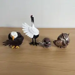 ガチャ　執事　鳥のフィギュア　4体