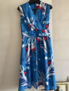 kayMe 青い花柄 ノースリーブワンピース　ケイミー