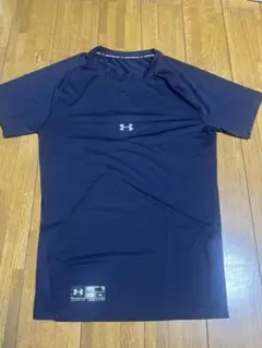 アンダーアーマーネイビー アンダーシャツ XL