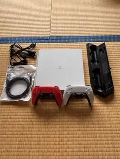 PS4本体　グレイシャーホワイト500Gコントローラー2つ　ソフトおまけ付き