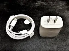 Apple 純正USB-C 電源アダプタ 20W