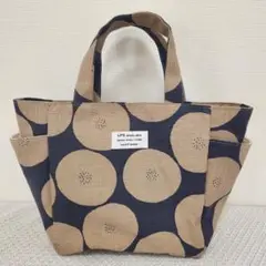 ハンドメイド　サイドポケット付きトートバッグ　あんぱん
