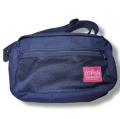 Item thumbnail for item 63bc8a64-c3c3-4f2b-8ea0-0aec7d1073c8