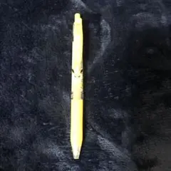 黄色のサラサボールペン