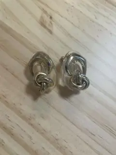 Item thumbnail for item 290c6d3d-a859-44a7-a94b-68e83126a4db