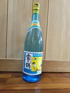 春雨ゴールド、宮之鶴古酒泡盛セット 春雨ゴールド、宮之鶴古酒泡盛セット 宮之鶴 30度,720ml x
