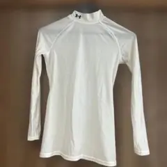 UNDER ARMOUR ホワイト長袖アンダーシャツ