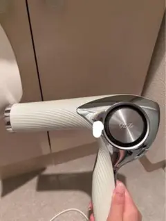 Item thumbnail for item 0bead9e7-2e1b-4a16-86ed-5001c703b77a