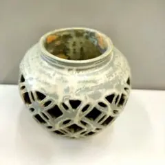 透かし花瓶　322