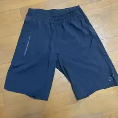 アディダス　ハーフパンツ　M ブラック