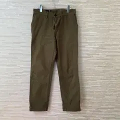 relume カーキチノパン