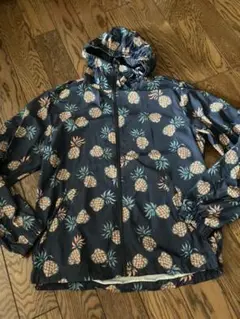 h&m パイナップル柄　マウンテンジャケット