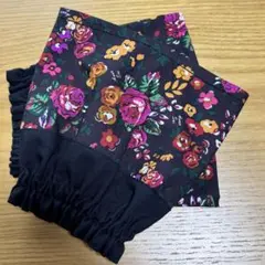 黒地の花柄 無地切替あり腕カバー