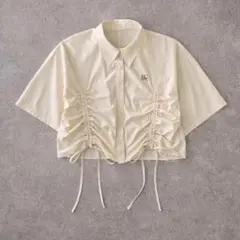 ワンポイント刺繍シャーリングストライプ半袖シャツ