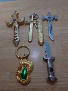 剣のキーホルダー 龍