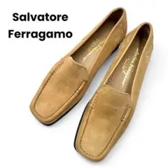 【極美品】Ferragamo スエードローファー ベージュ 23.5㎝