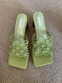 Item thumbnail for item bf9845f2-2fee-4e0f-aeea-6a332edb3755