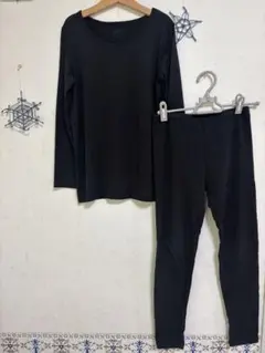 ユニクロ⭐︎ヒートテック肌着⭐︎上下セット⭐︎150⭐︎上未使用