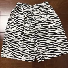 GU ハーフパンツ ゼブラ柄