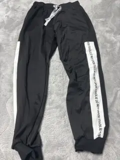 Item thumbnail for item a6a13107-32c4-443a-9d68-8c06c97a8ac3