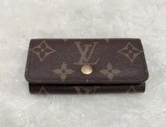 LOUIS VUITTON キーケース