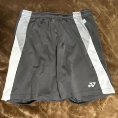 限定　リンダンモデル　ヨネックス ハーフパンツ ブラック　ゴールド　海外モデル YONEX 送料無料 リンダン選手モデル YONEX バドミントン メンズ