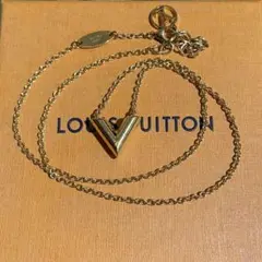 美品 LV ルイ・ヴィトン エッセンシャルV ネックレス