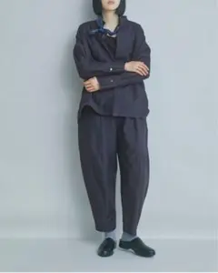 entwa テーパードパンツ 通年