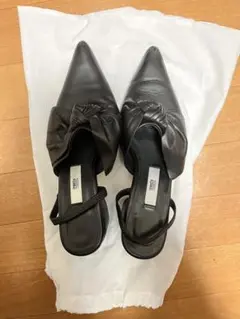 【年始セール】miista londonのレザーパンプス