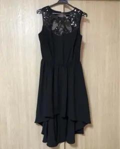 新品タグ付き asos スパン装飾ディップヘムフレアドレス