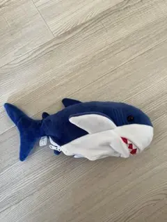 サメ　ポーチ
