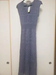新品未使用タグ付き透かし編みニットワンピース