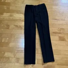 【UNIQLO】ブラック スラックス ウエスト67cm