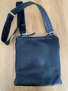 美品✨BALLY バリー ショルダーバッグ サコッシュ ボディバッグ ネイビー クロスボディバッグ 《BALLY バリー》HUYA メンズ レザー