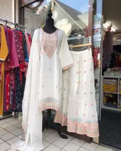 Item thumbnail for item 32555773-76b2-4c99-9dd7-b29d5e8c05f6