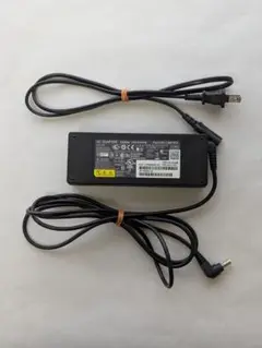 Fujitsu FMV-AC323B ACアダプター