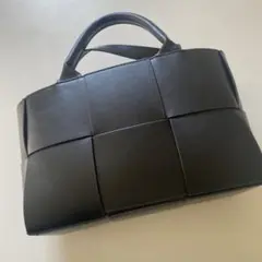 黒いパッチワーク風ショルダーバッグ　本日限定価格