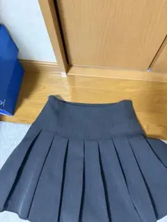 グレー プリーツミニスカート