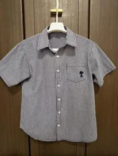 ⭐︎スヌーピー⭐︎半袖シャツ　襟付き　白黒　ギンガムチェック　夏　Ｍ　バックプリント