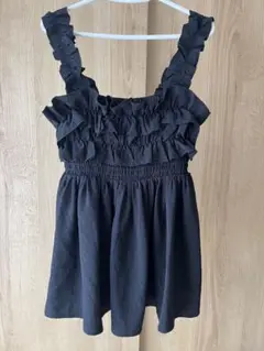 NICE CLAUP フリル付き黒キャミソール
