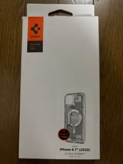 シュピゲン　iPhone15plusケース (ゼロ・ワン・ホワイト)